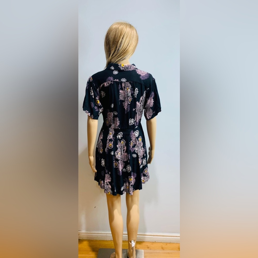 Free People Black Floral Hawaii Short Sleeve V-Neck Mini Dress - Picture 4 of 7